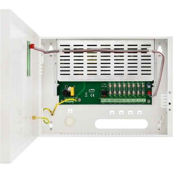 HPSDC 12V/7A/8x1A  s viacerými výstupmi napájací zdroj